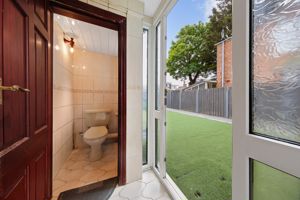 Photo 15- click for photo gallery